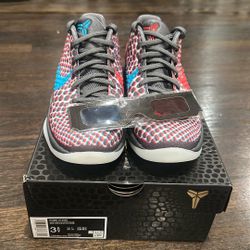 KOBE 6  (GS) Hollywood All Star 3D Size 3.5Y