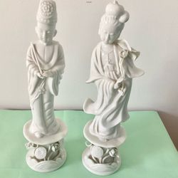 Pair Of Early Japanese Statues White Porcelain 10.5” Tall Lotus Flowers Very Detailed