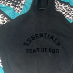 Essentials Sweater 