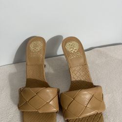 New VINCE CAMUTO Brelanie Beige Leather Open Toe High Heel Slide Sandals Size 7.5 $25