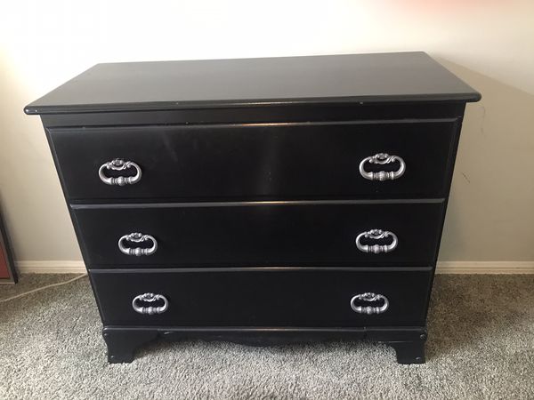 Black wood dresser and mirror for Sale in Hollywood, CA - OfferUp