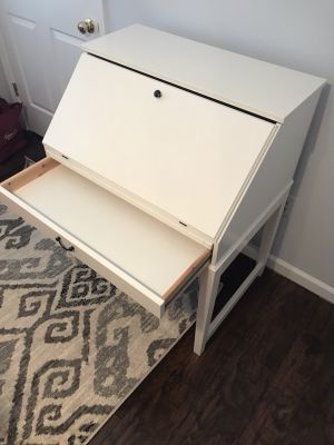 Ikea Alve Office Desk White For Sale In Dumfries Va Offerup