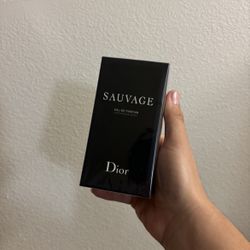 Dior Sauvage Eau de Parfum 100 ml / 3.4 fl oz – Brand New & Sealed – Men’s Fragrance