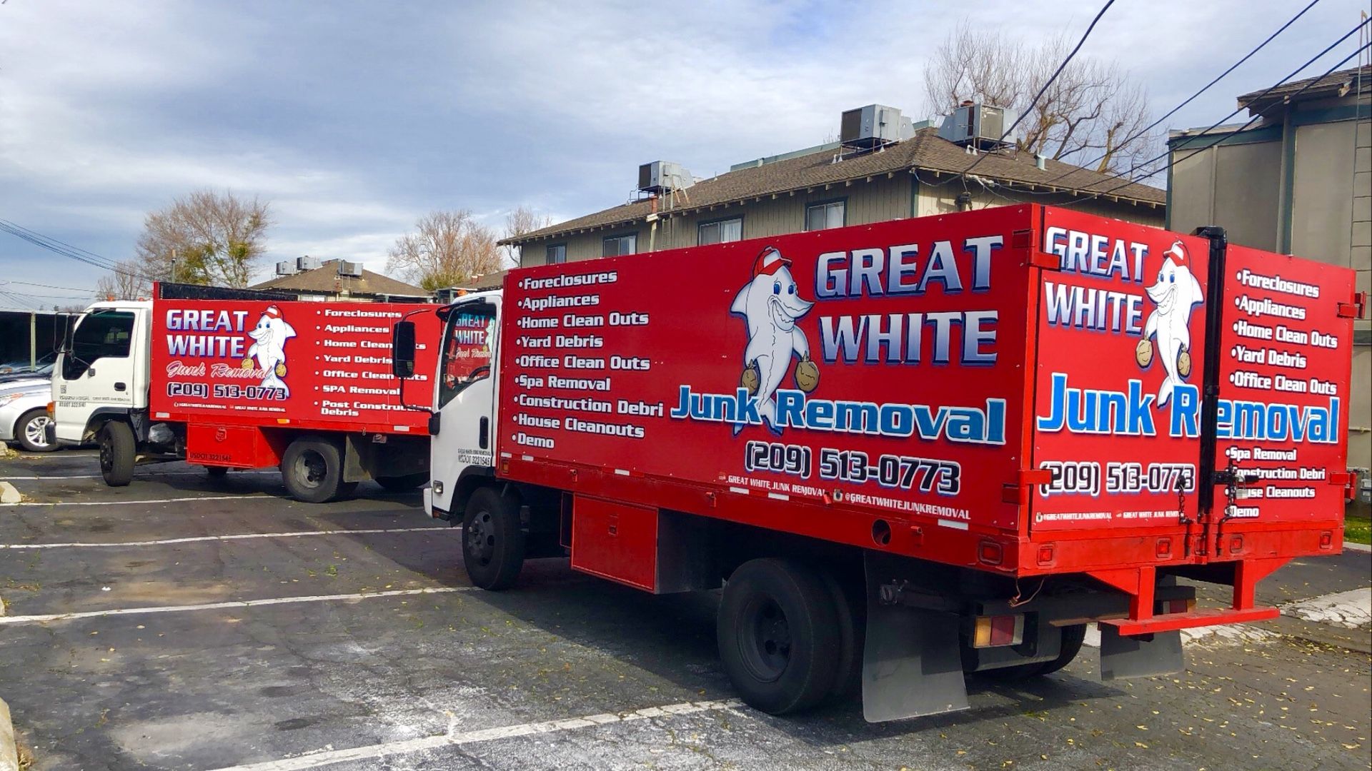 Trucks junk dump trucks