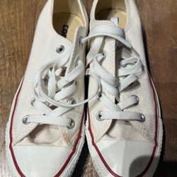 All Star Converse Size 6 Woman's Hardly Used 