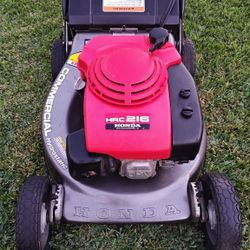 Honda HRC 216 Commercial Hydrostatic Lawn mower 