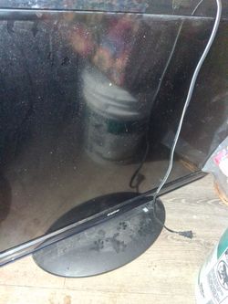 Title: Late-Model Sanyo CRT Tube TV - Works Perfect! (Retro Gaming)
