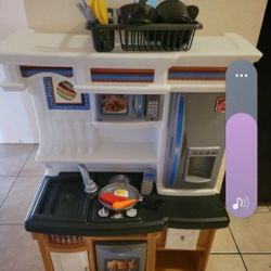 Little Tykes Kitchen New, Never Played With