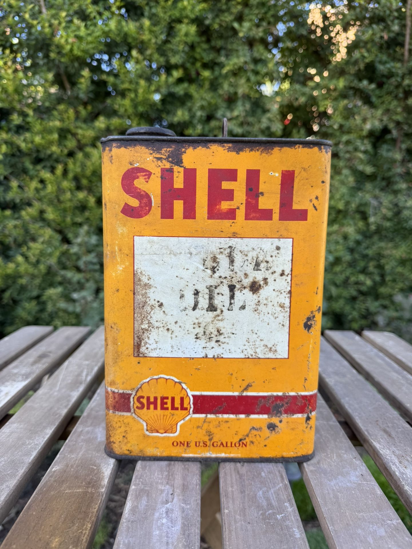 Vintage One-Gallon Shell Motor Oil Can
