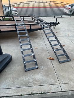 Trailer ramps