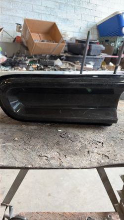 2015-2023 dodge challenger blacked out left tail light
