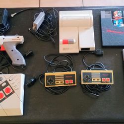 Nintendo Nes Top Loader Console Bundle 
