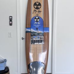 BRAND NEW IN WRAPPER! Gerry López 8’ Foam Surfboard With Leash And Fins! 