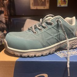 Work Shoes Size 8