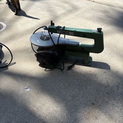 Scroor. Heavy  Duty Saw. Works Perfect.