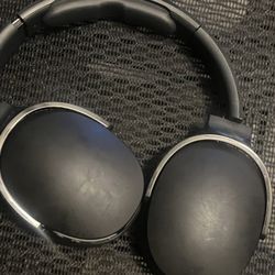 Skull Candy headphones 