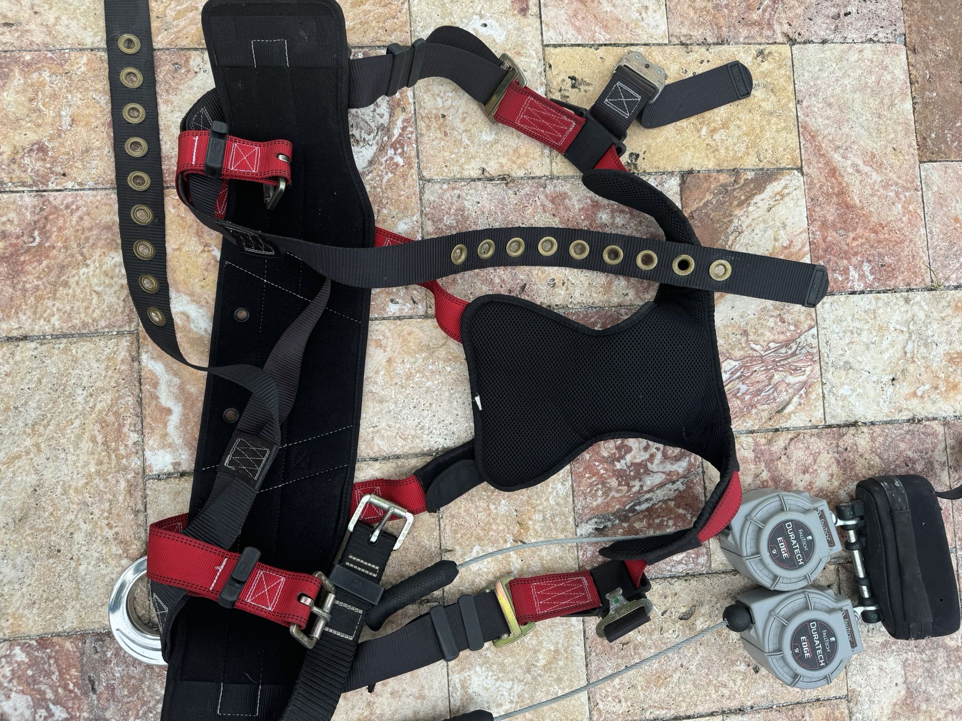 FALLTECH HARNESS AND LANYARD YOYO