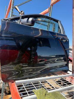 2017 Toyota. Camry left front door