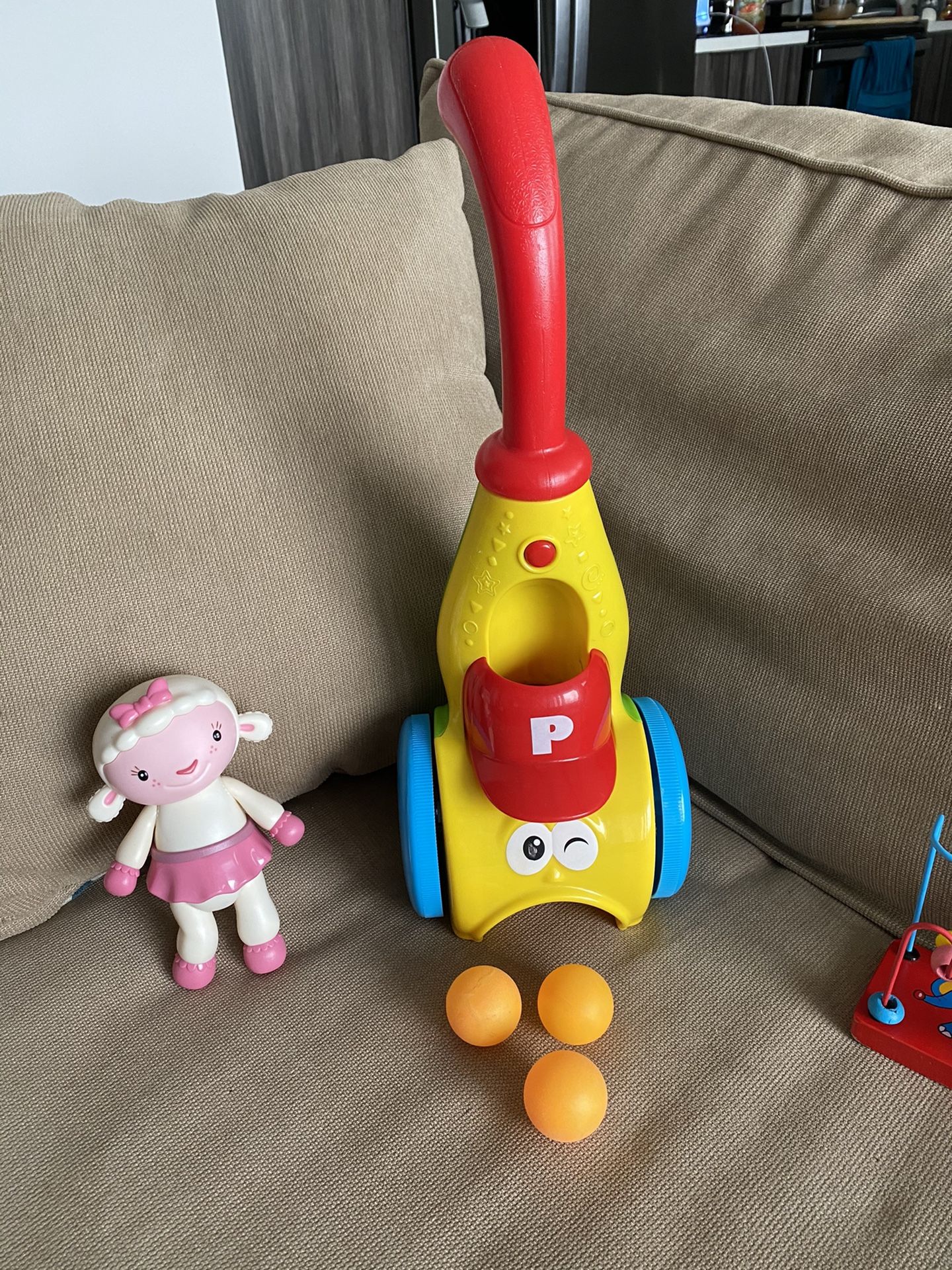 Toy vacuum very funny for kids 1-3 years