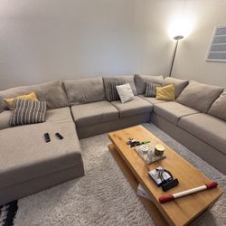 Living spaces sectional couch.