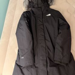 The North Face Black Long Puffer Coat with Fur Hood - Women's