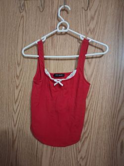 Urban Episode Tops