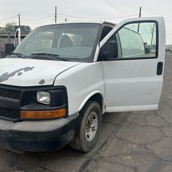 Chevy Express 2011 