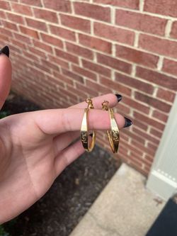gold hoops