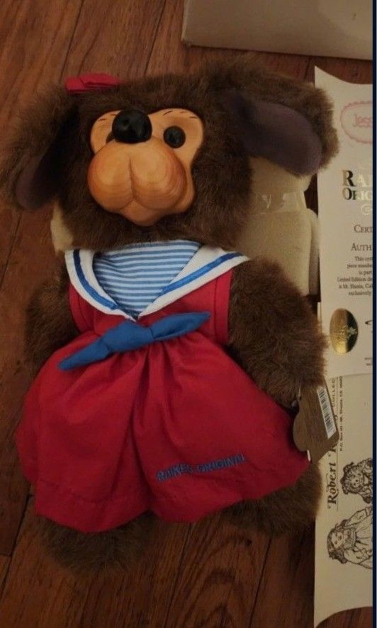 Robert P. Faikes Originals Collectors Bear