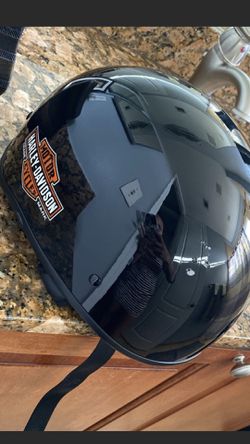 Harley Davidson Open Faced Helmet Unisex Size Large! Brand New Never Worn and Come with Dust Bag! 95$ obo.