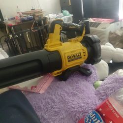 Dcbl722 DeWalt Blower 20v Tool Only  Used