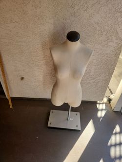 Female Dress Form Mannequin with Metal Stand