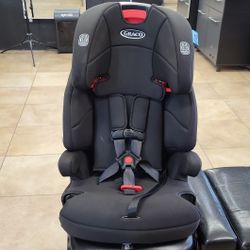 Graco car seat $75