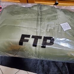 PTF WORLD DOMINATION PUFFER XLARGE