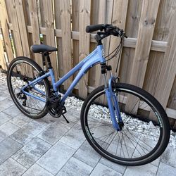 Schwinn Trailway Hybrid Bike, 700c Wheel, 21 Speeds, Periwinkle