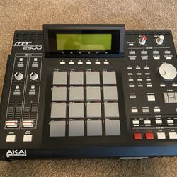 Akai MPC 2500