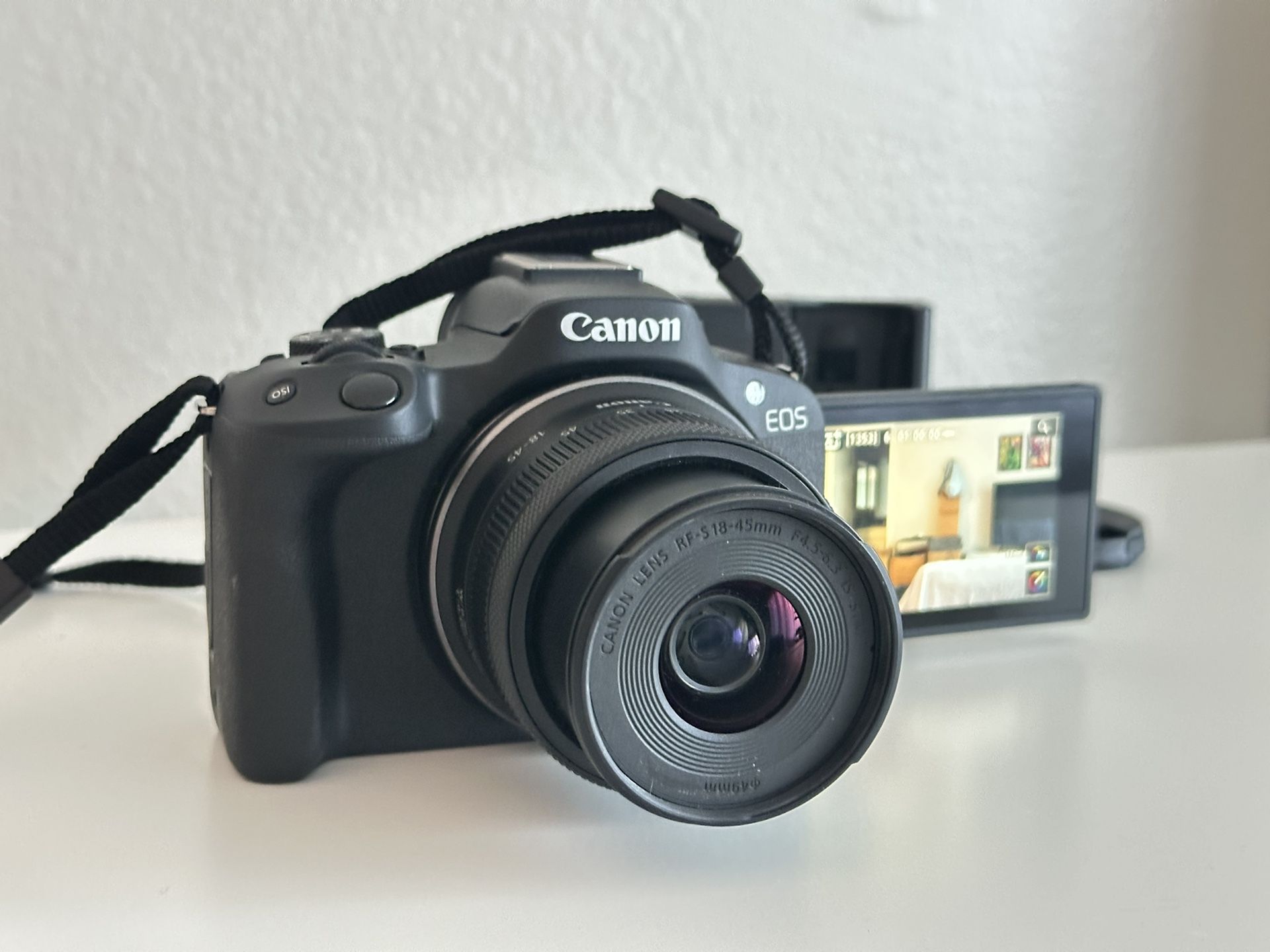Canon EOS R50 Mirrorless Camera + RF-S 18–45mm Lens (Great Condition)