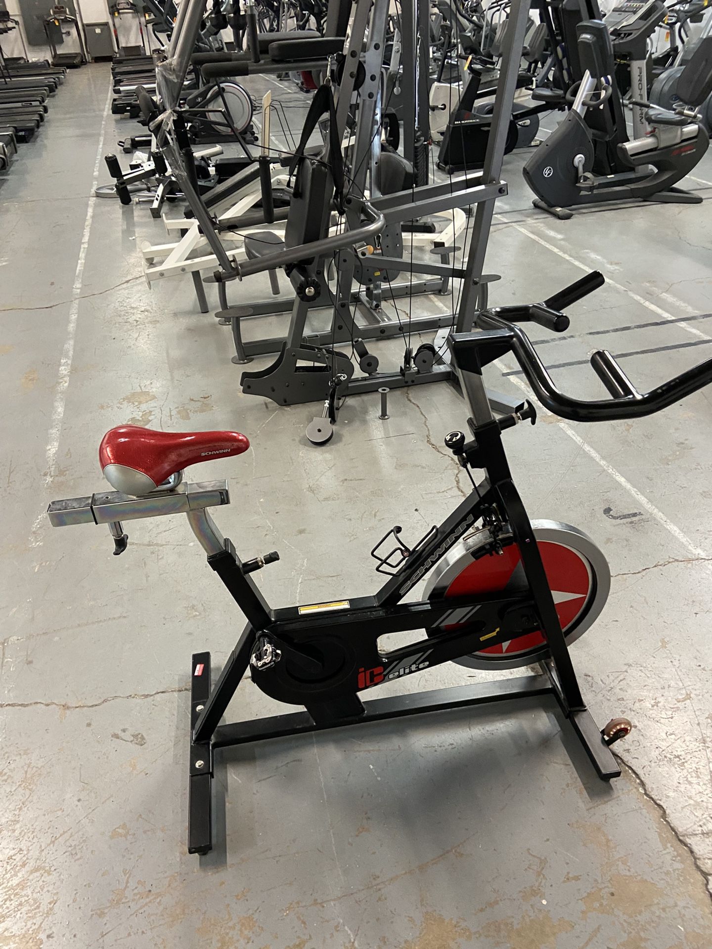Schwinn IC Elite Upright Cycle Bike for Home Gym