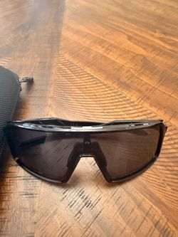 Oakley Sutro Black Lense