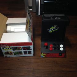 Icade Ipad arcade cabinet like new with box and inserts