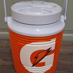 New Gatorade 1 Gallon Cooler