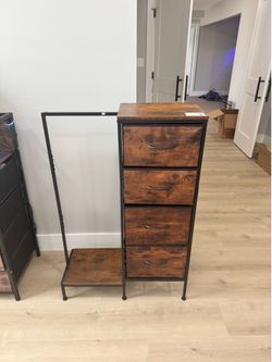 Closet rack and 4 drawer system