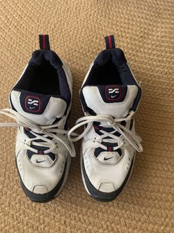 MENS NIKE AIR SIZE 12 SHOES, RETRO WHiTE/RED/NAVY, NIKE SWOOSH LOGO