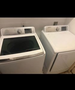 Washer and dryer set
