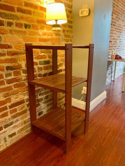 Shelf: red-brown wood, light-weight but stable