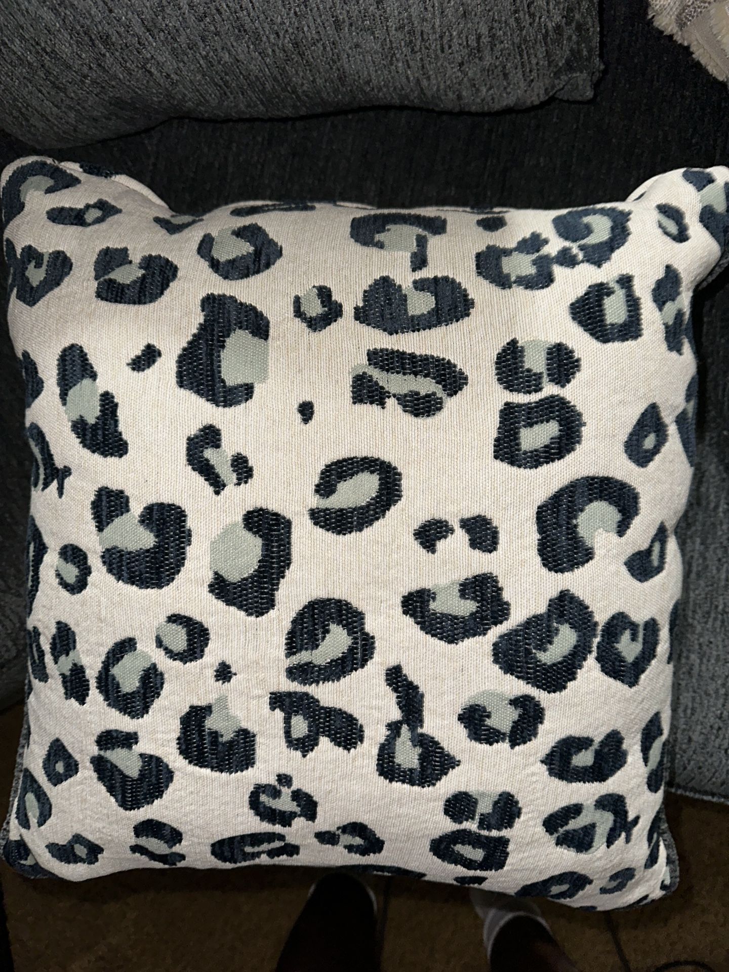 Throw Pillows For Sale !!BRAND NEW!!
