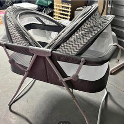 Bassinet 