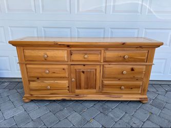Broyhill Wooden Dresser with Mirror