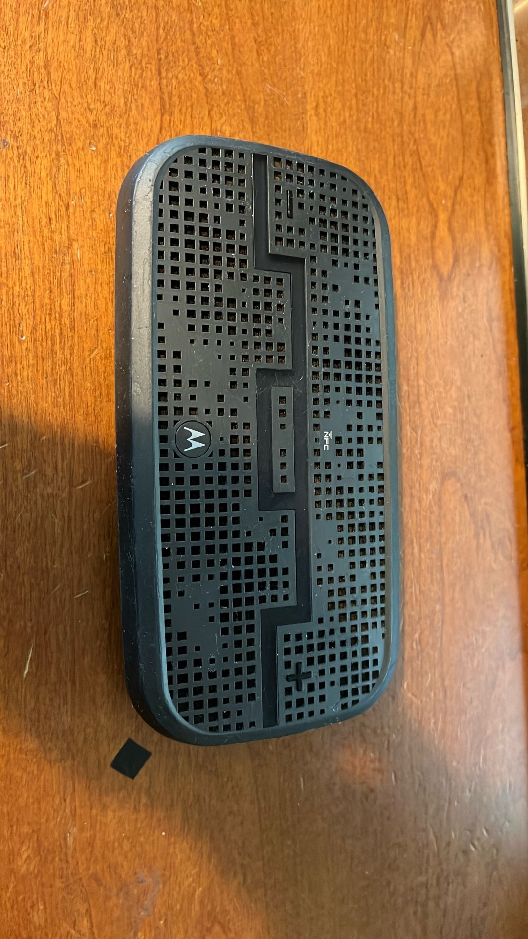 Motorola SOL Republic Deck Bluetooth NFC Wireless Speaker