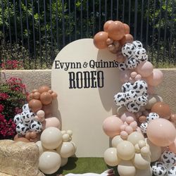 Arch Backdrop & Balloons